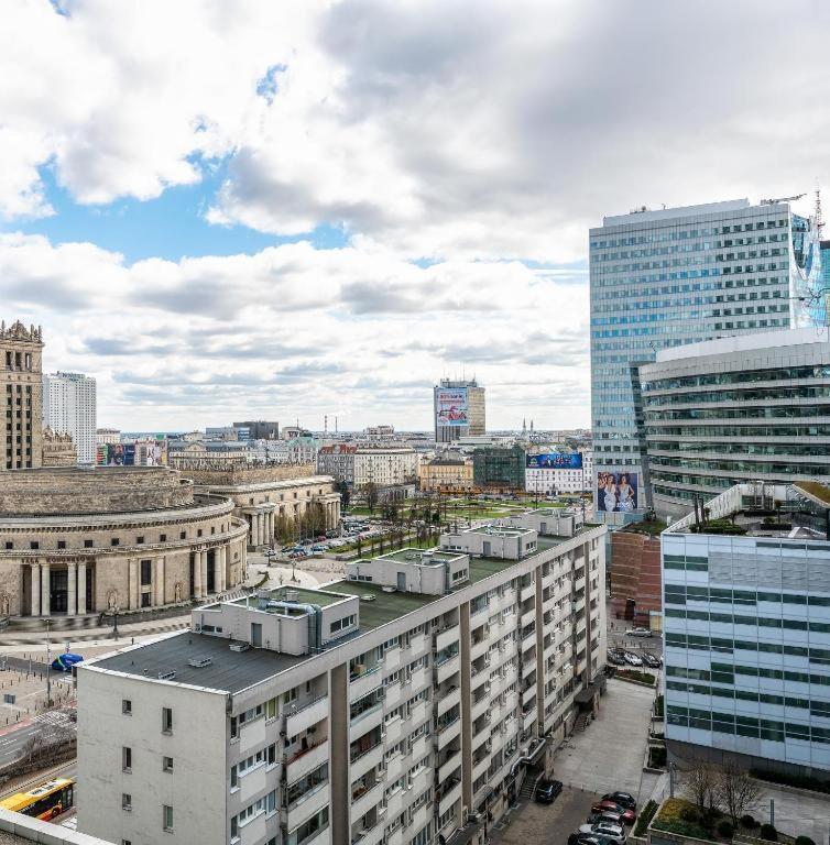 Gem Butas Warsaw